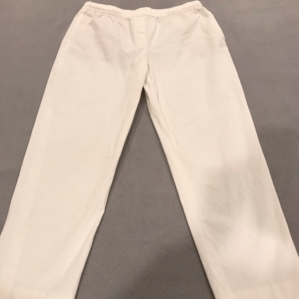 Theory. White pull-on cotton pants. Elastic waistband
